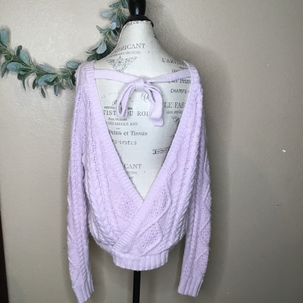 LE SUPERBE Bridget Backless Sweater with Bow Tie - Picture 2 of 10